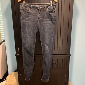 Dark wash skinny jeans